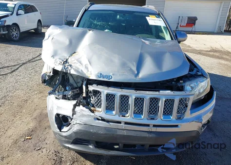 2017 Jeep Compass Latitude Fwd из США, поврежденный, VIN 1C4NJCEB3HD198429